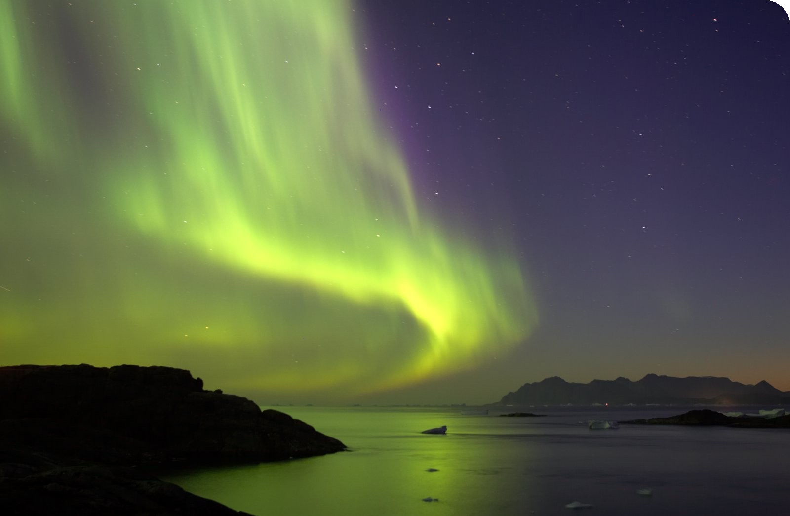 northern-lights-over-the-fjords