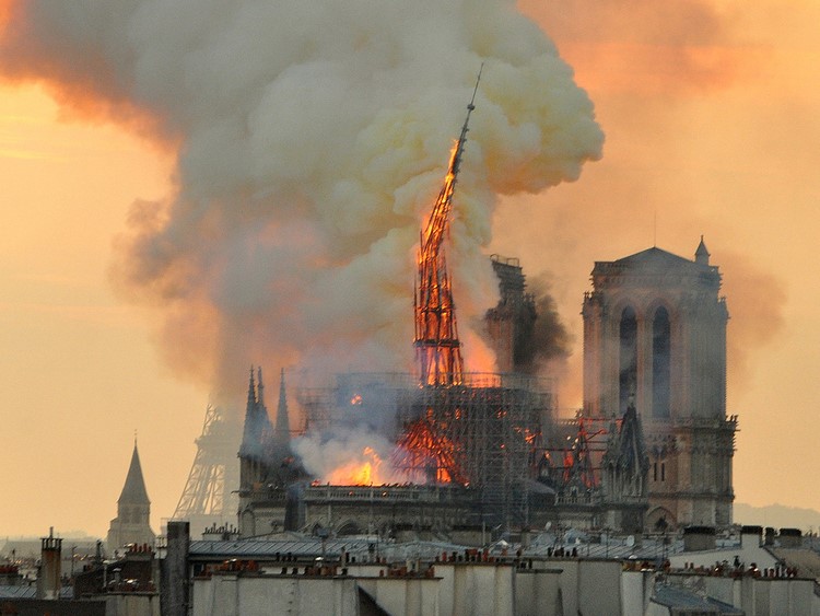 France_Notre_Dame_Fire_16294